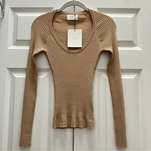 NWT Dissh Victoria Ribbed Knit Sweater Top Long Sleeved Wheat Tan Scoop Neck M